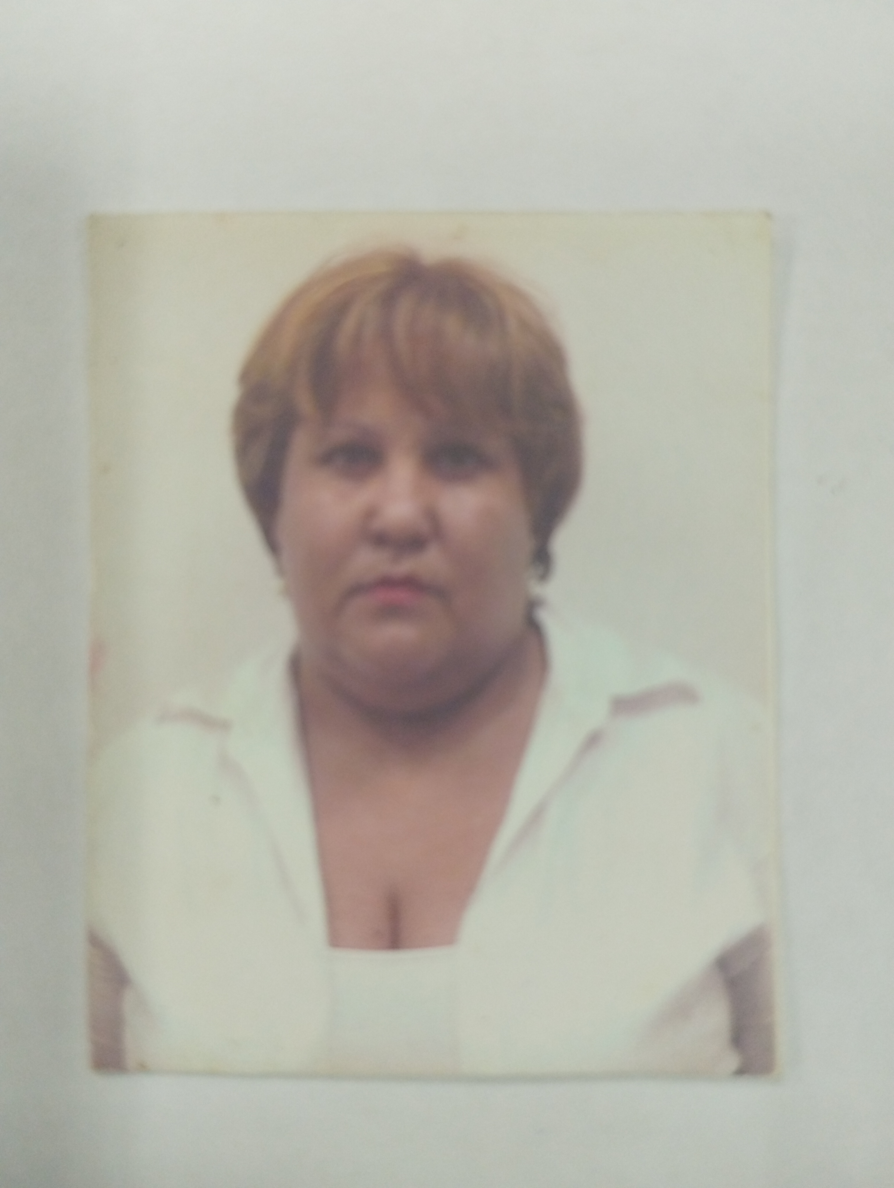 Anexe una foto carnet