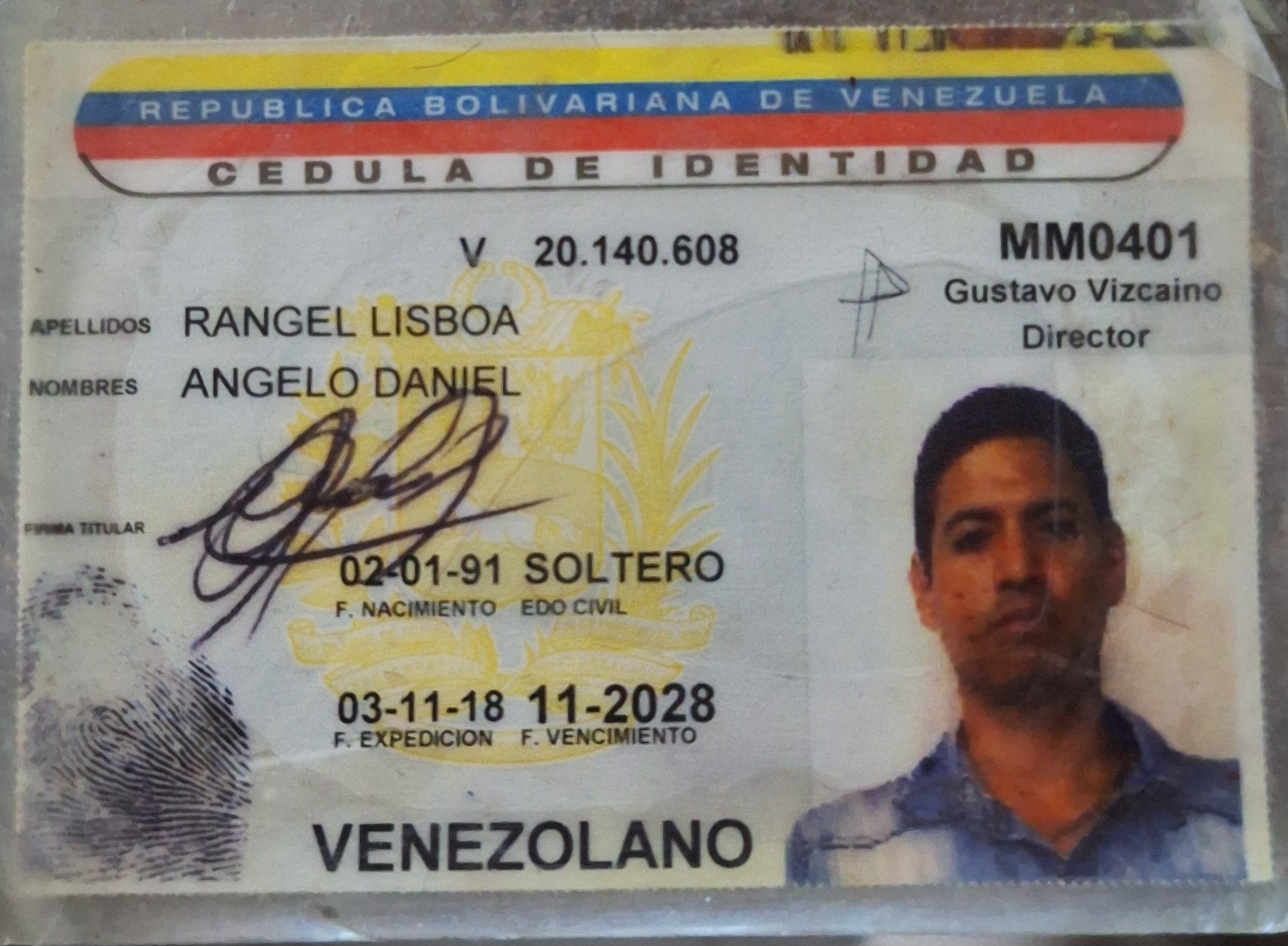 Anexe copia de la cédula