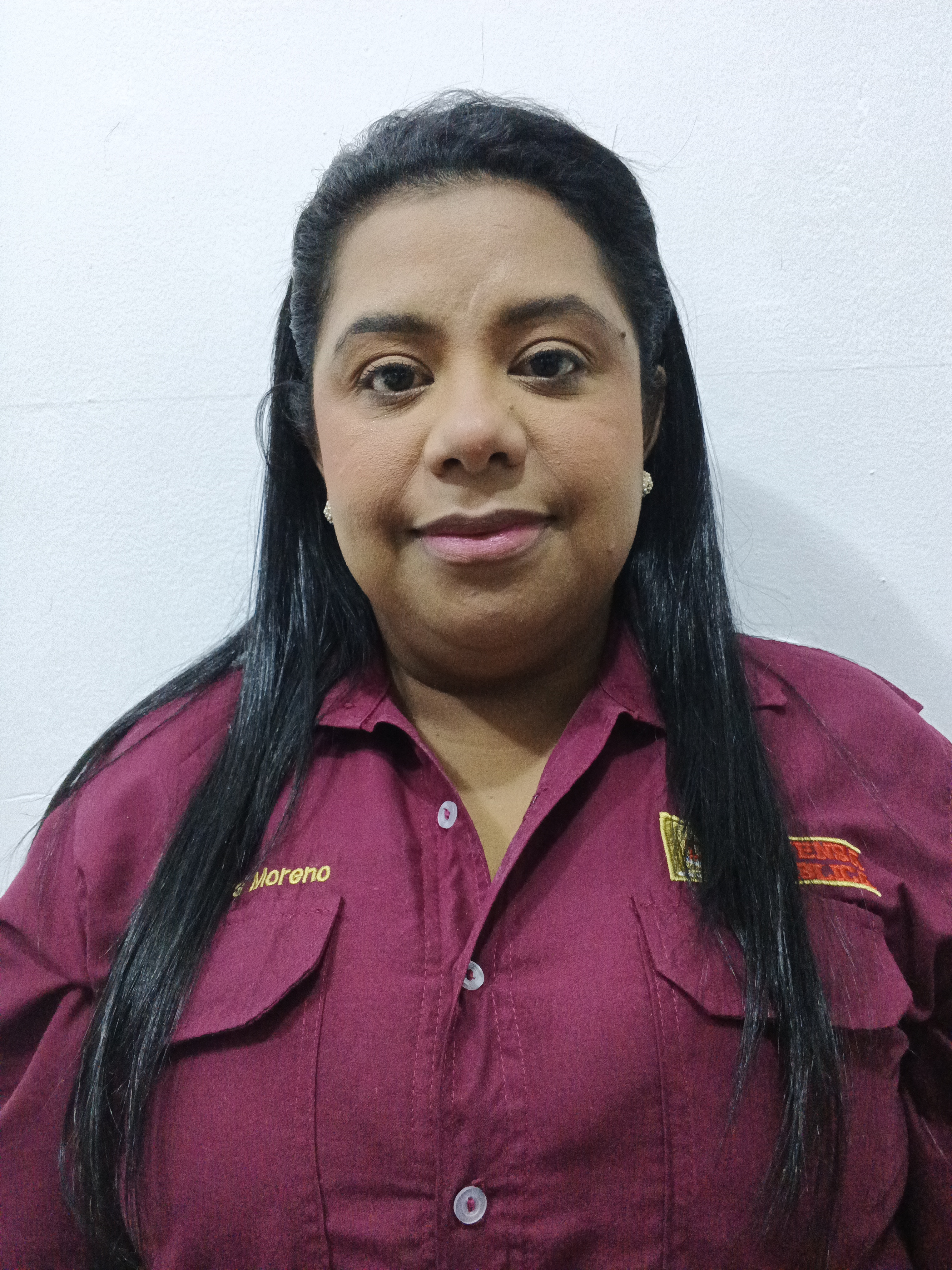 Anexe una foto carnet