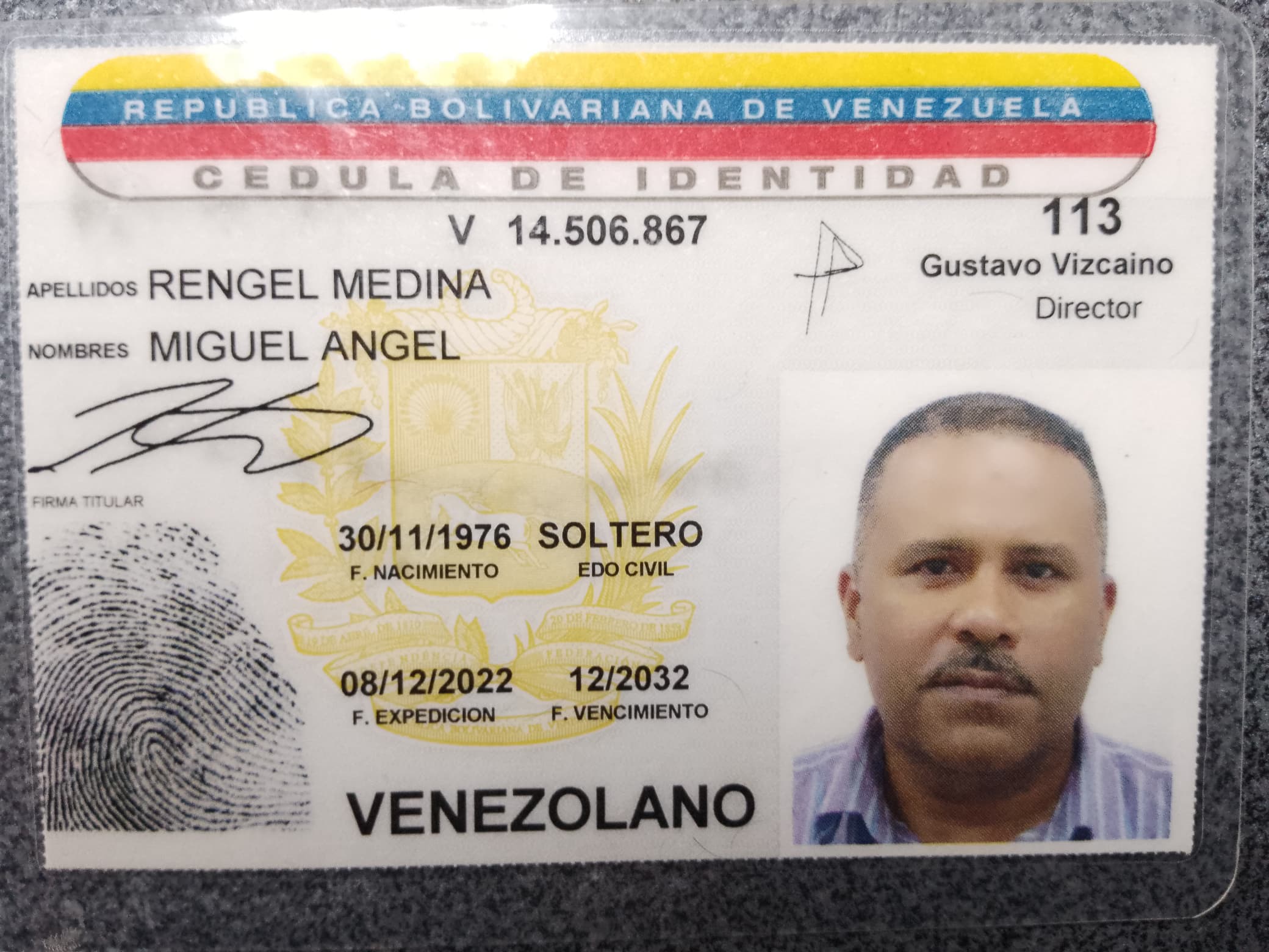 Anexe copia de la cédula