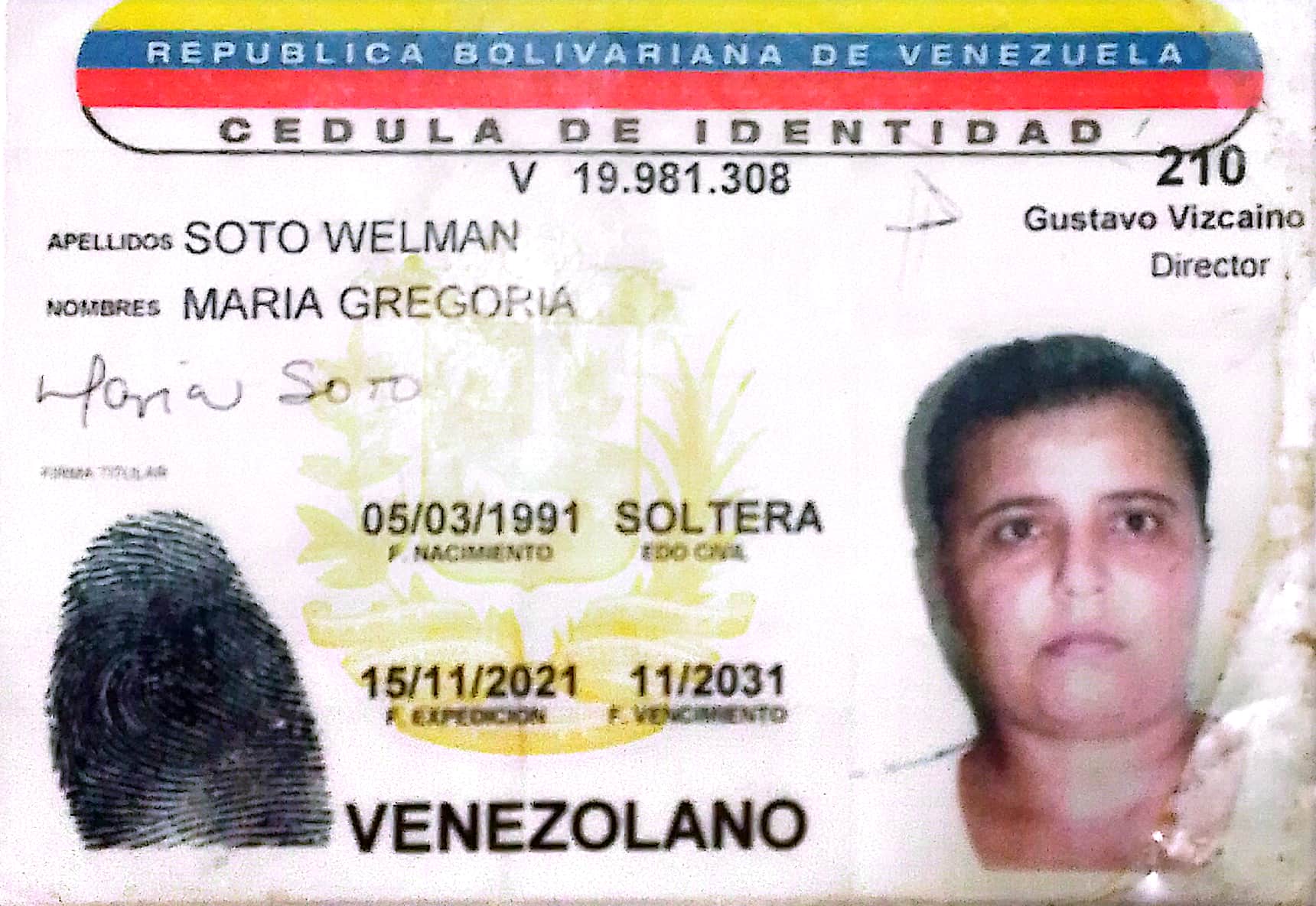 Anexe copia de la cédula