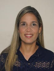 Anexe una foto carnet