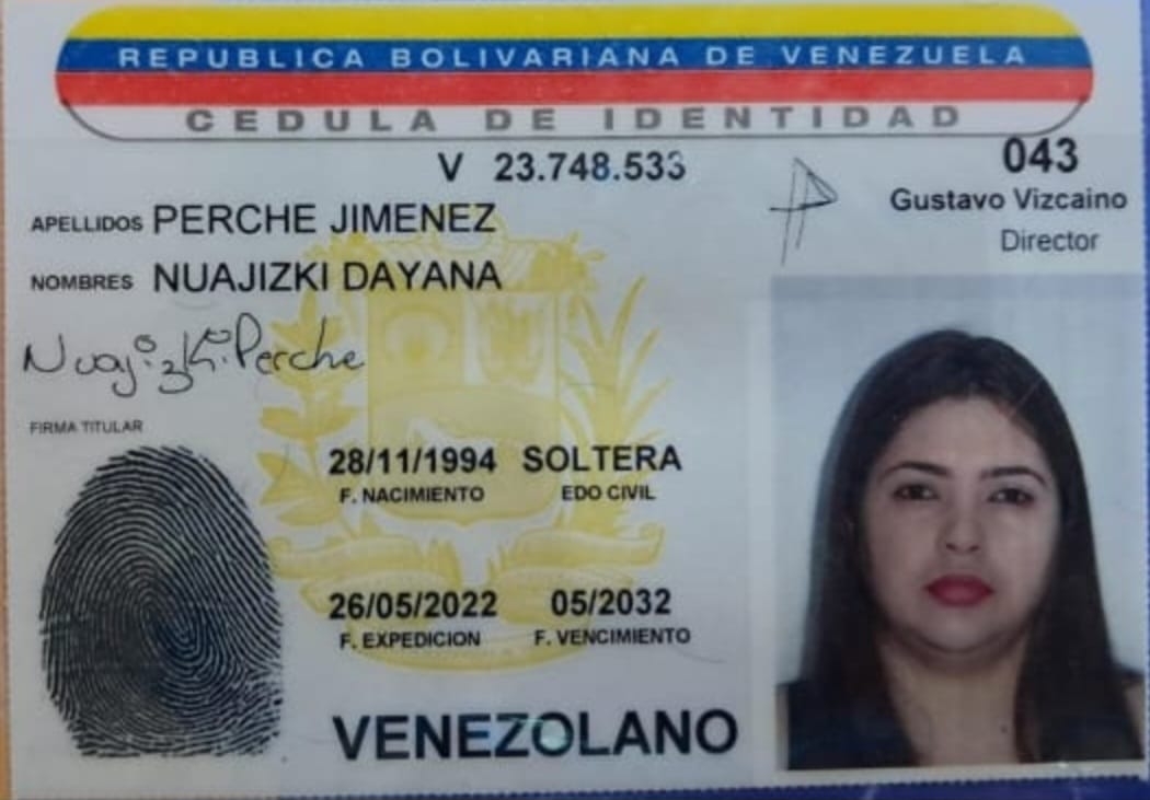 Anexe copia de la cédula