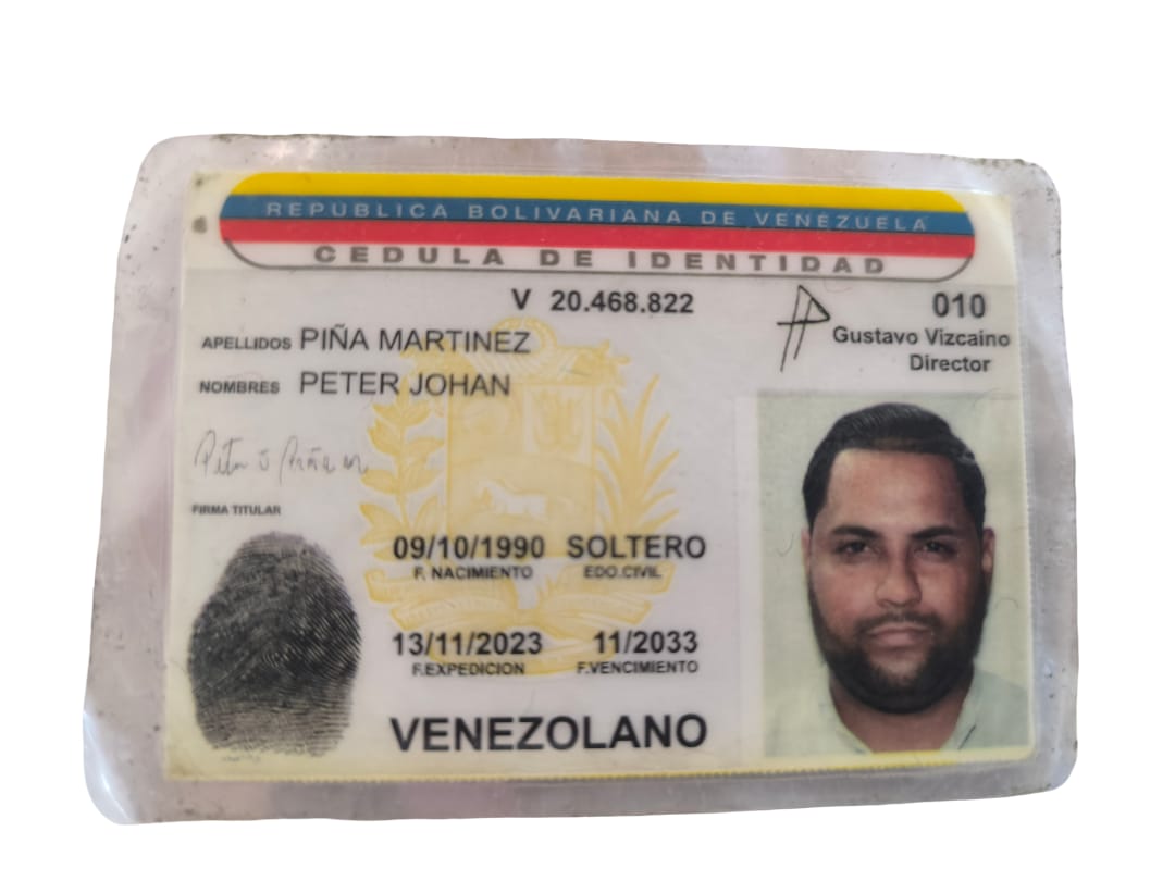 Anexe copia de la cédula