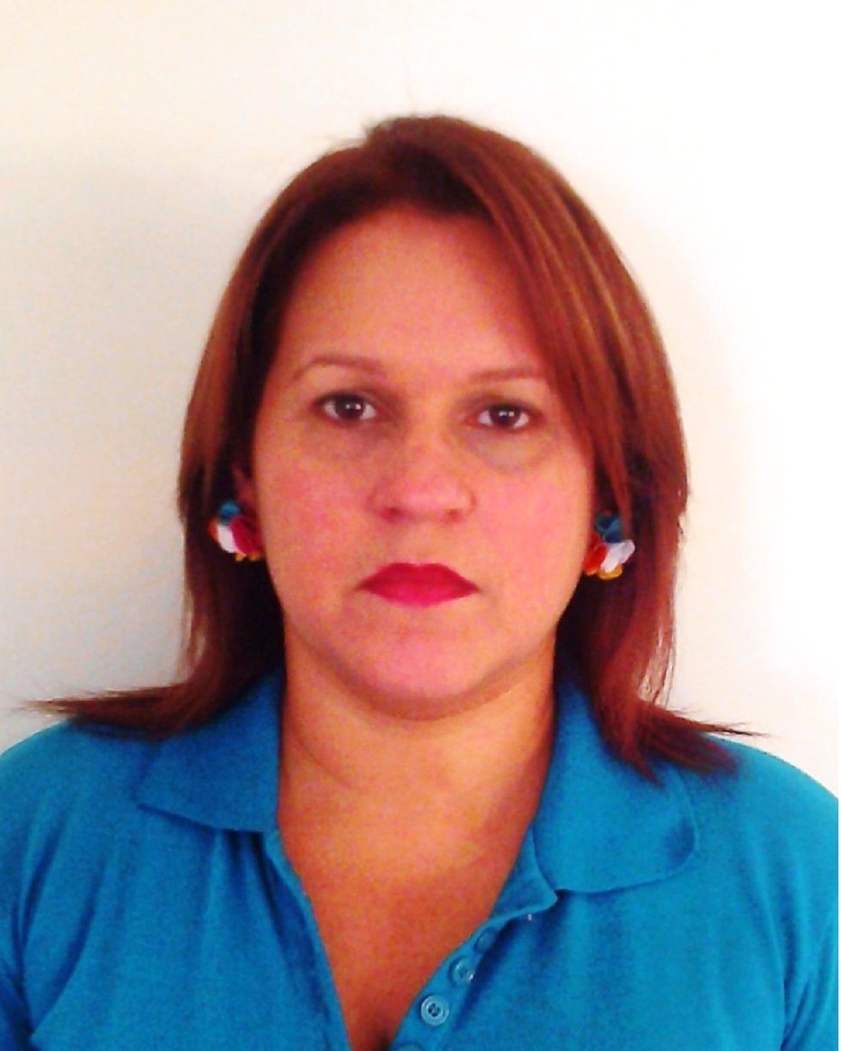 Anexe una foto carnet