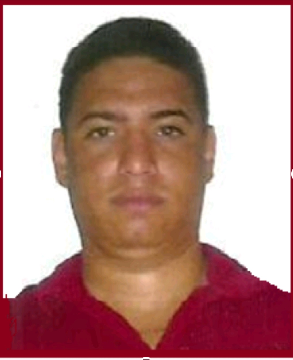 Anexe una foto carnet