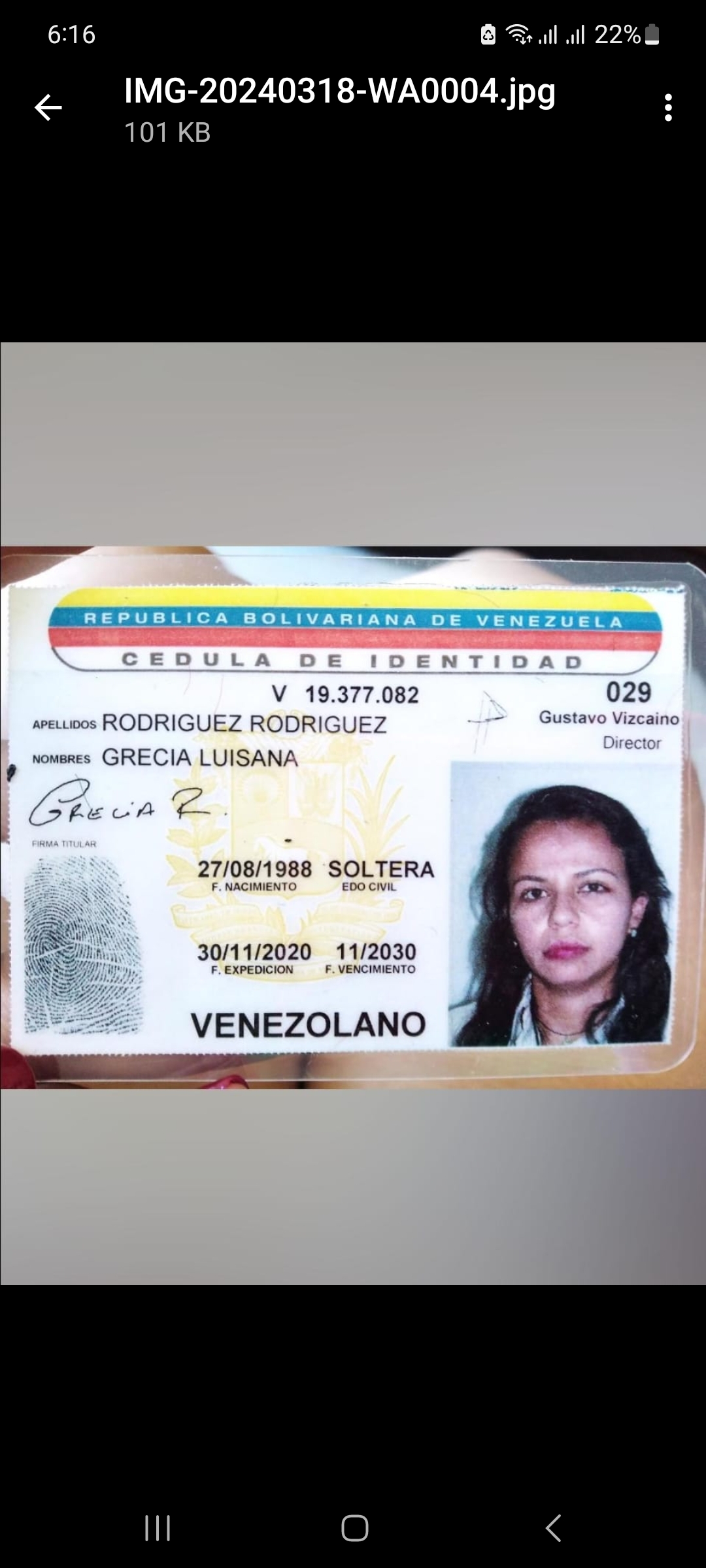 Anexe copia de la cédula