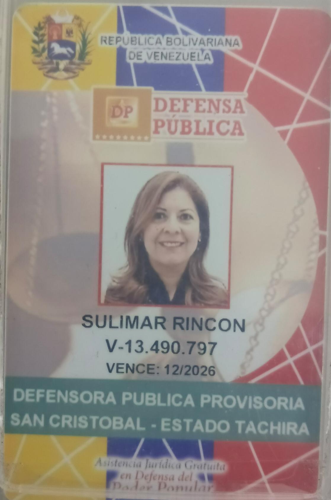 Anexe una foto carnet