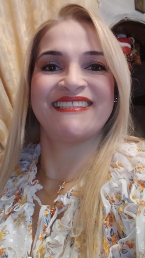 Anexe una foto carnet