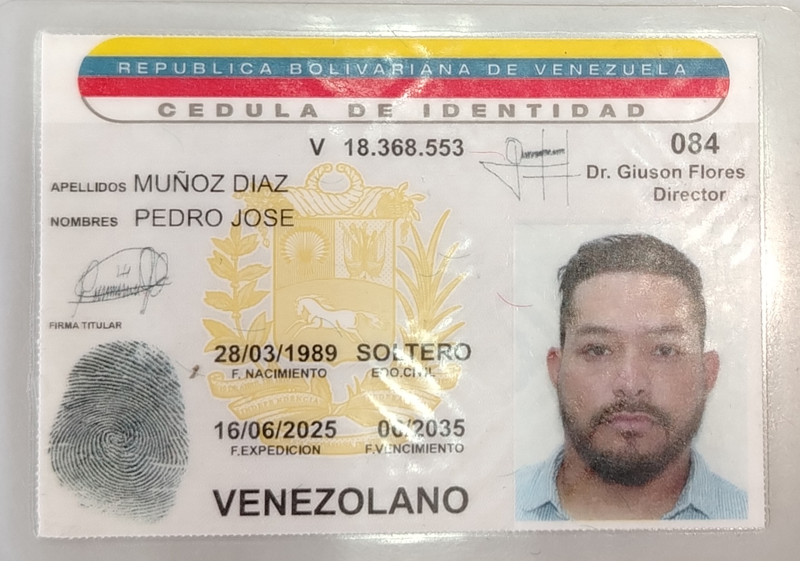 Anexe copia de la cédula