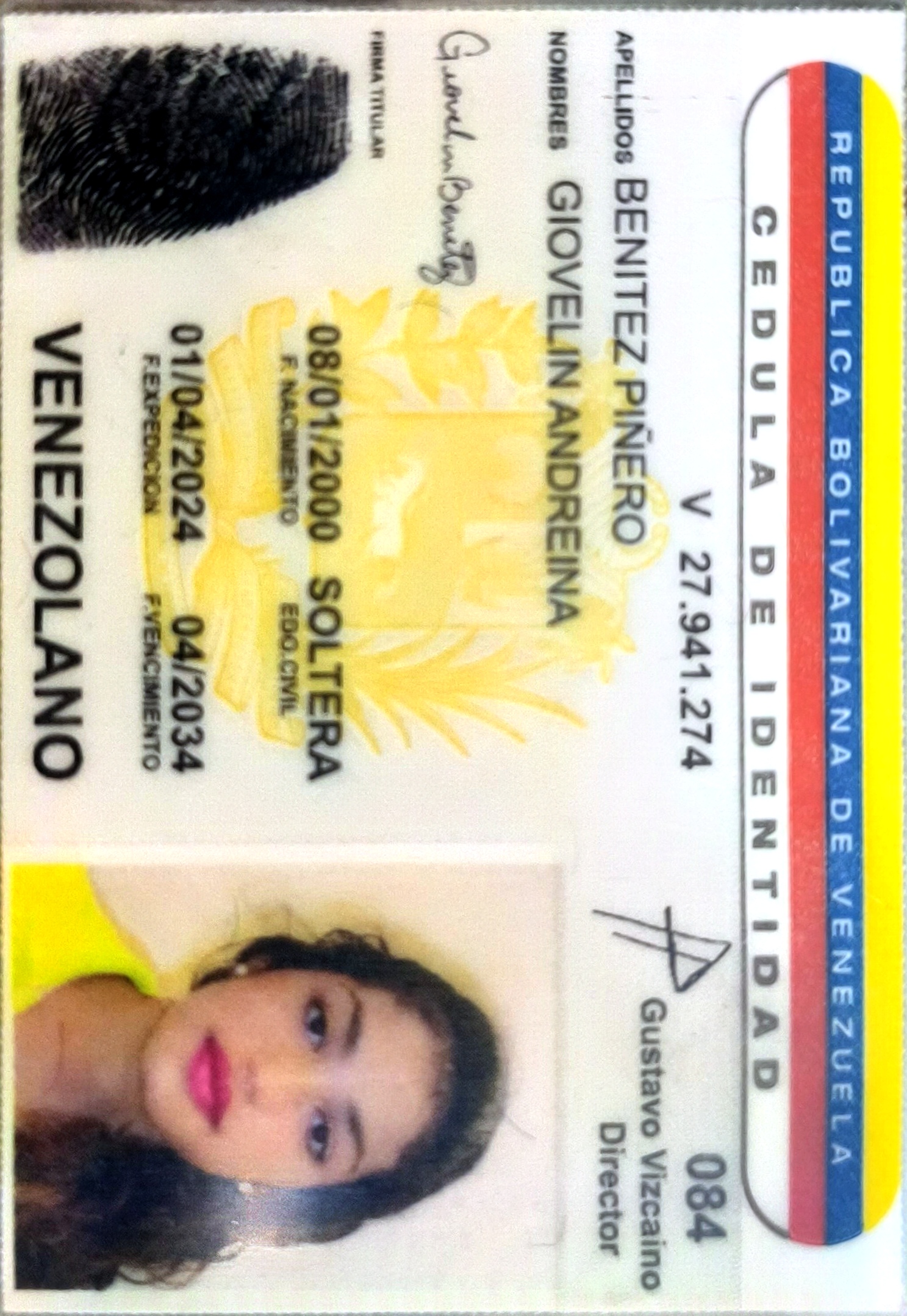 Anexe copia de la cédula