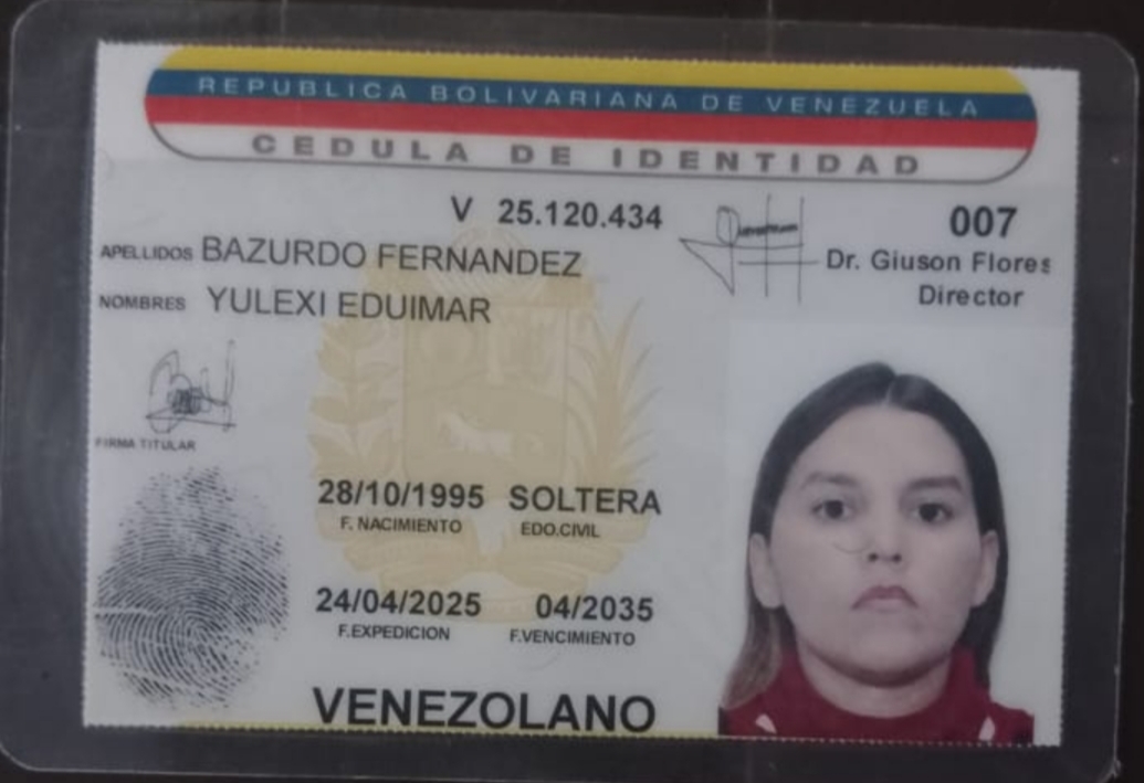 Anexe copia de la cédula