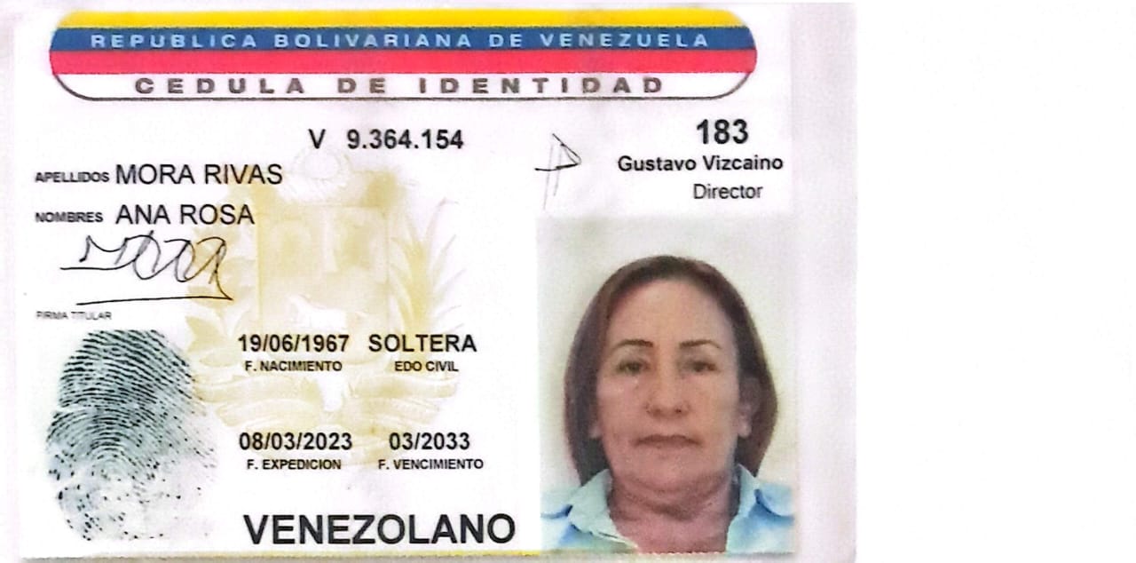 Anexe copia de la cédula