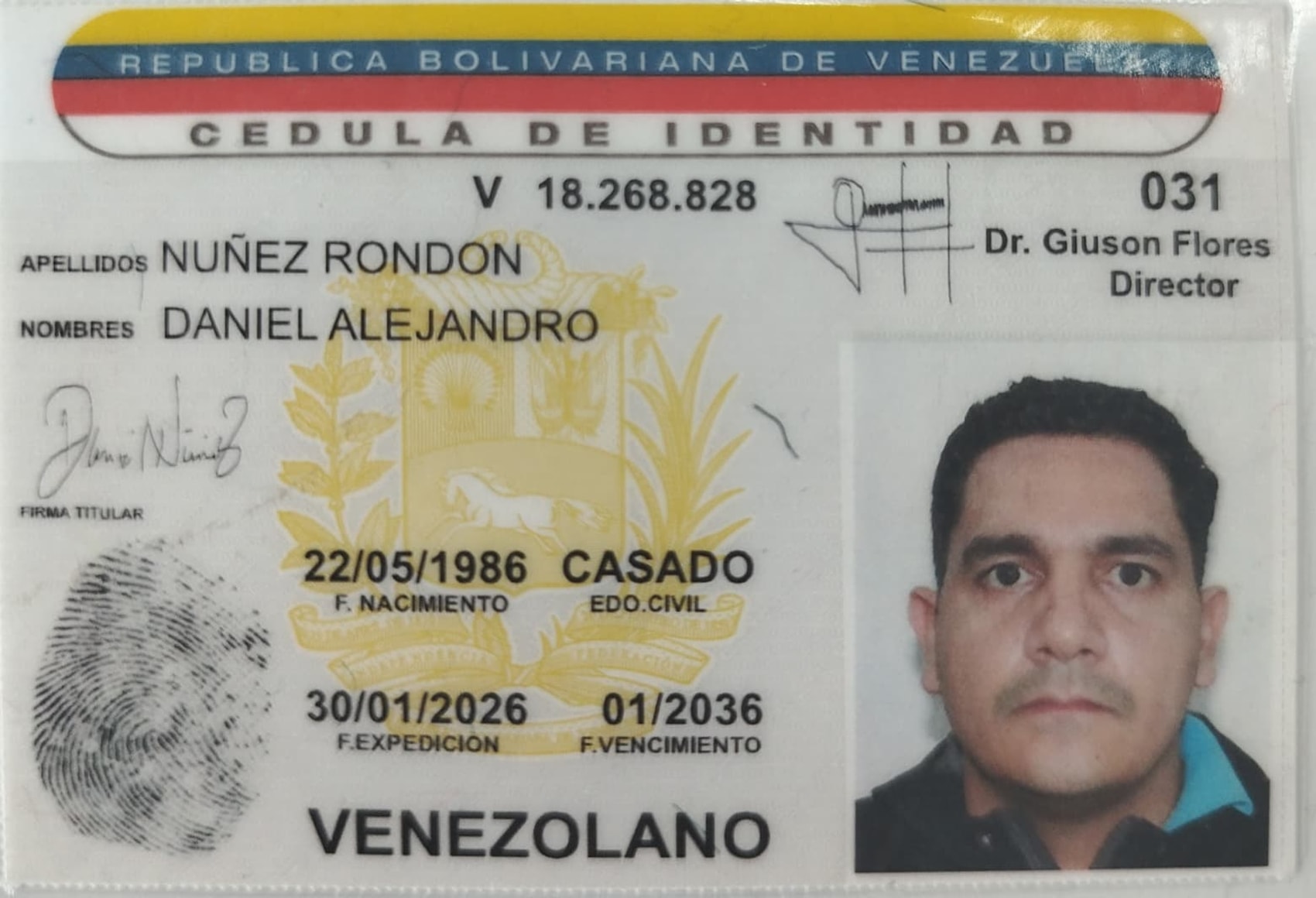 Anexe copia de la cédula